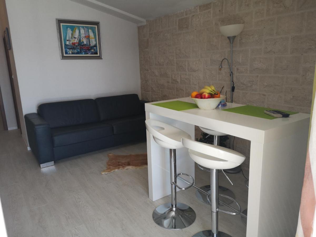 Apartmani California Podgora Bagian luar foto