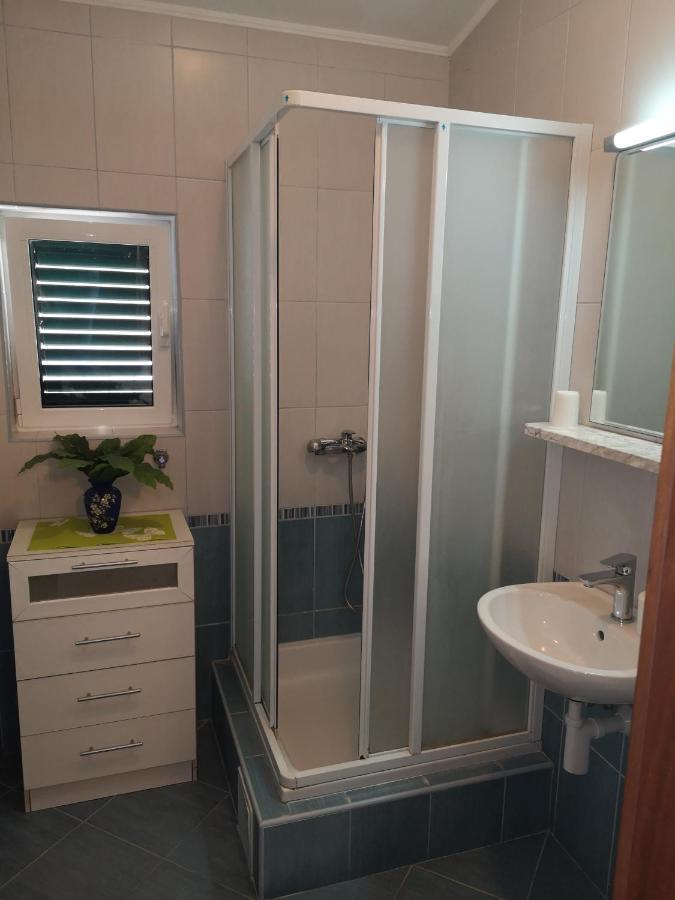 Apartmani California Podgora Bagian luar foto