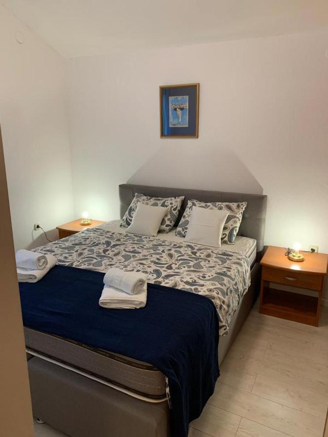 Apartmani California Podgora Bagian luar foto